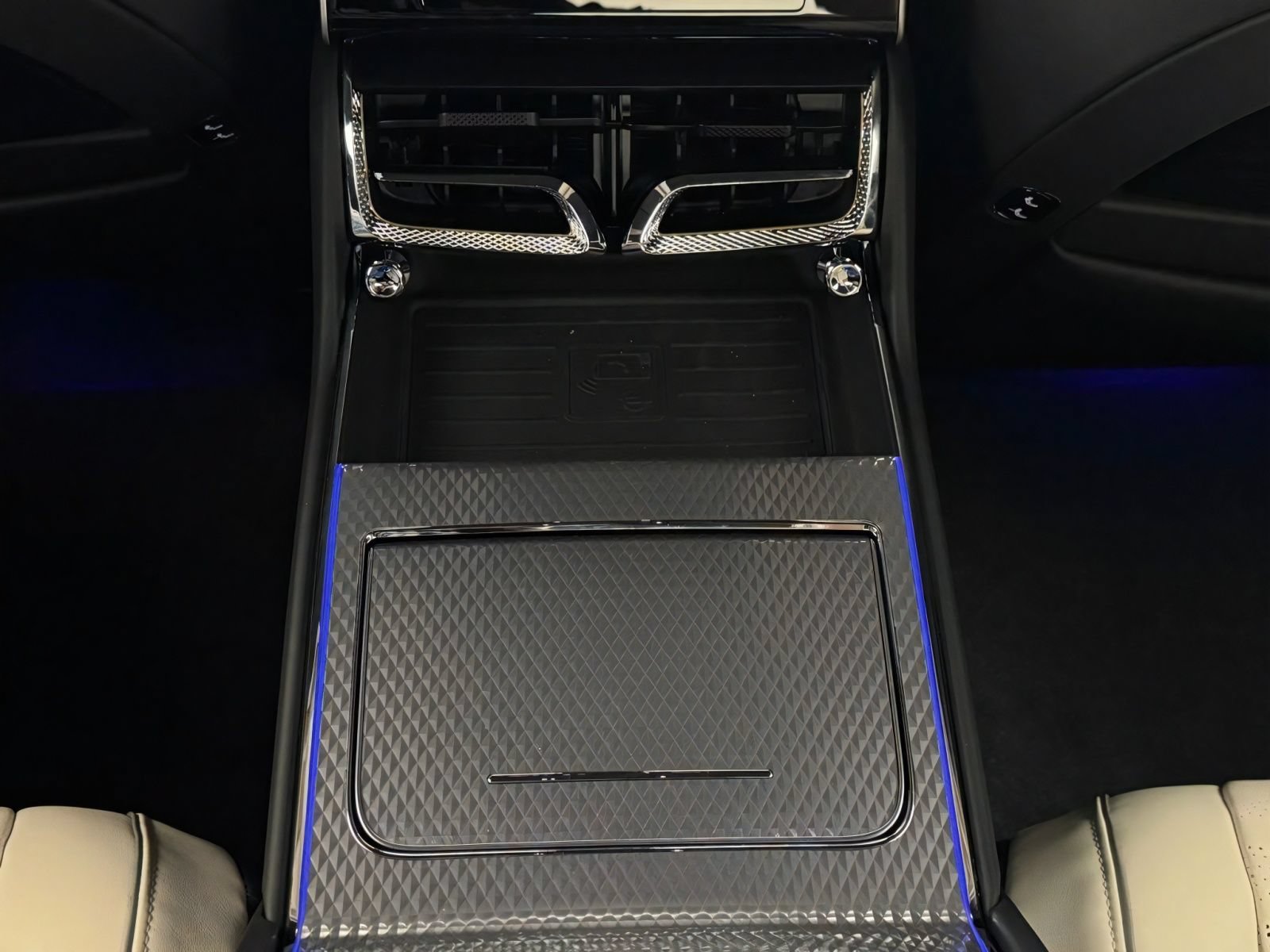 New 2026 Bentley Flying Spur Plug-In Hybrid AWD/4WD image 22