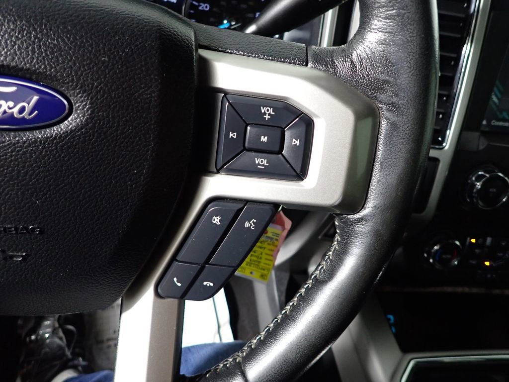 Used 2019 Ford F350 Lariat w/ Chrome Package image 27