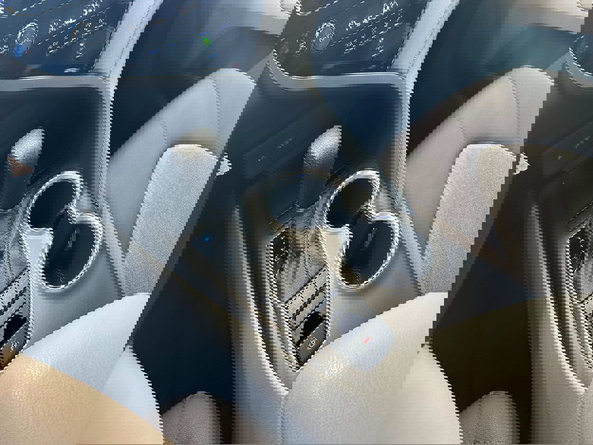 Used 2023 Toyota Camry LE image 18