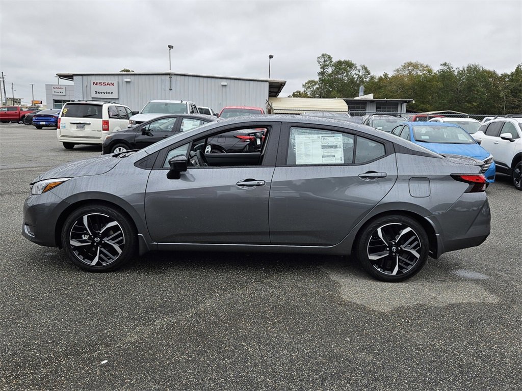 New 2025 Nissan Versa SR image 2
