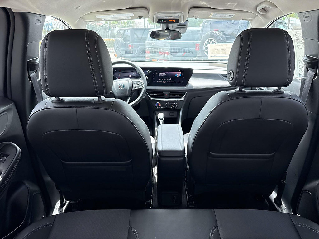 Used 2025 Buick Encore GX Preferred FWD image 9