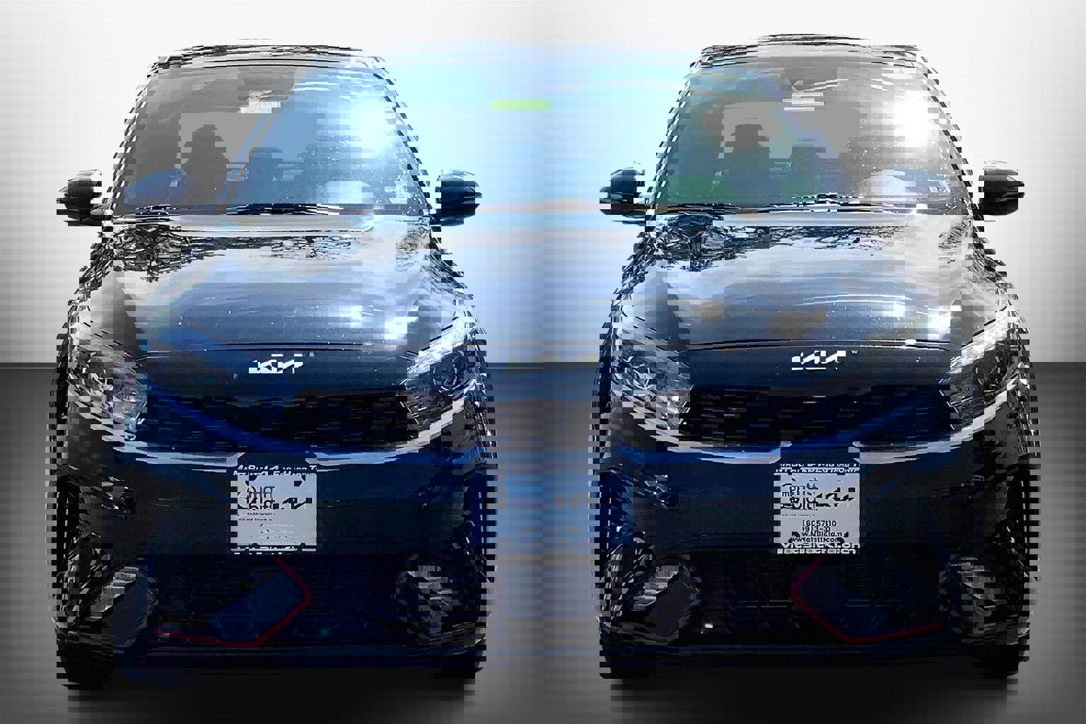 Used 2023 Kia Forte GT-Line w/ GT-Line Premium Package image 5