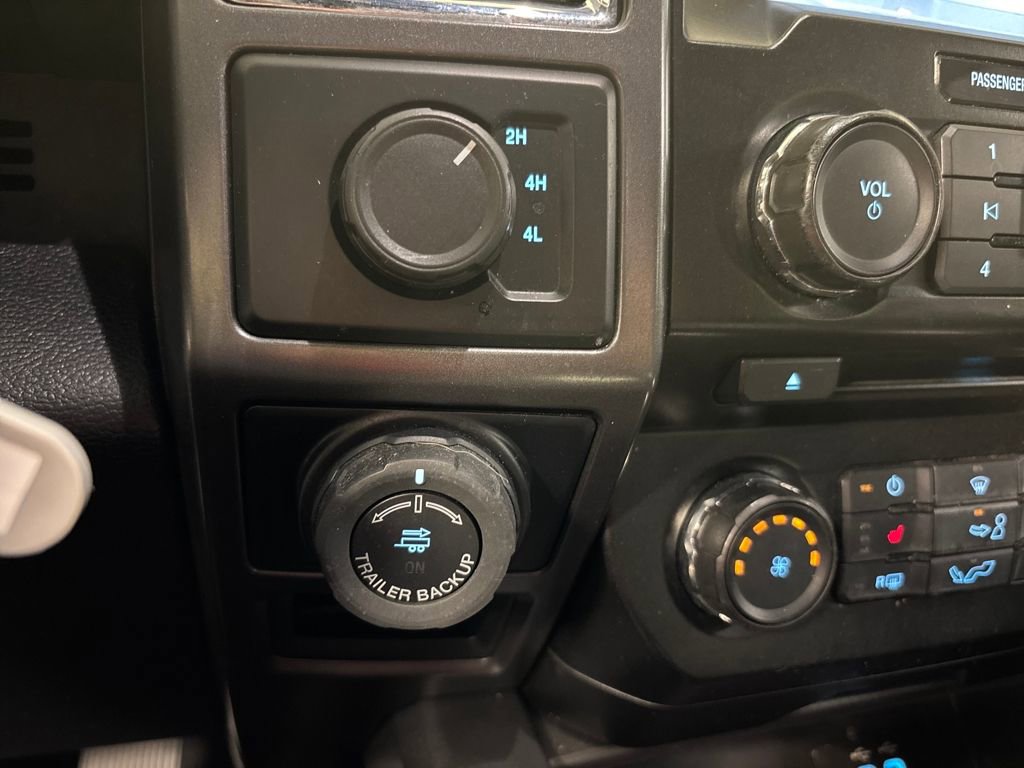 Used 2016 Ford F150 XLT w/ Equipment Group 302A Luxury image 32