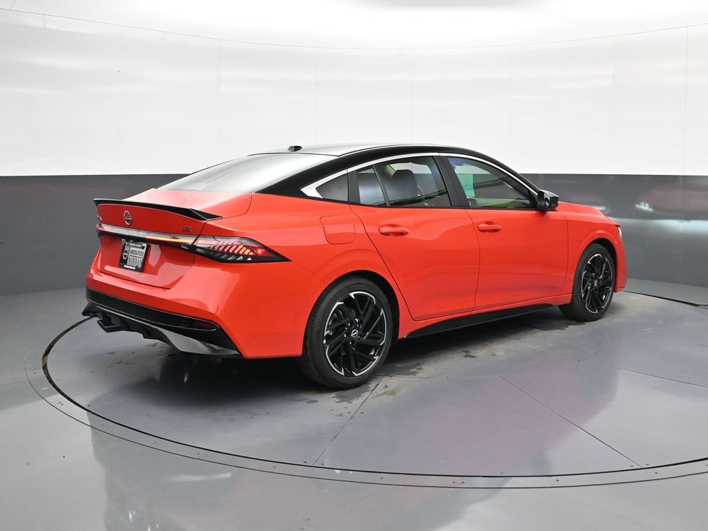 New 2026 Nissan Sentra SR w/ SR Premium Package FWD image 9