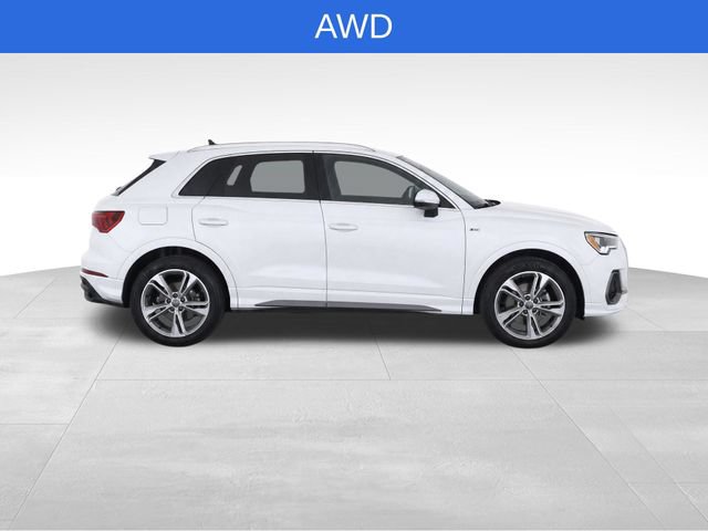 Used 2020 Audi Q3 2.0T Premium w/ Convenience Package AWD/4WD image 8