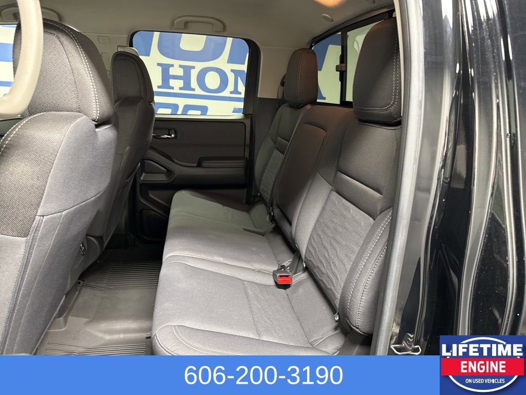 Used 2024 Nissan Frontier SV w/ SV Convenience Package AWD/4WD image 16
