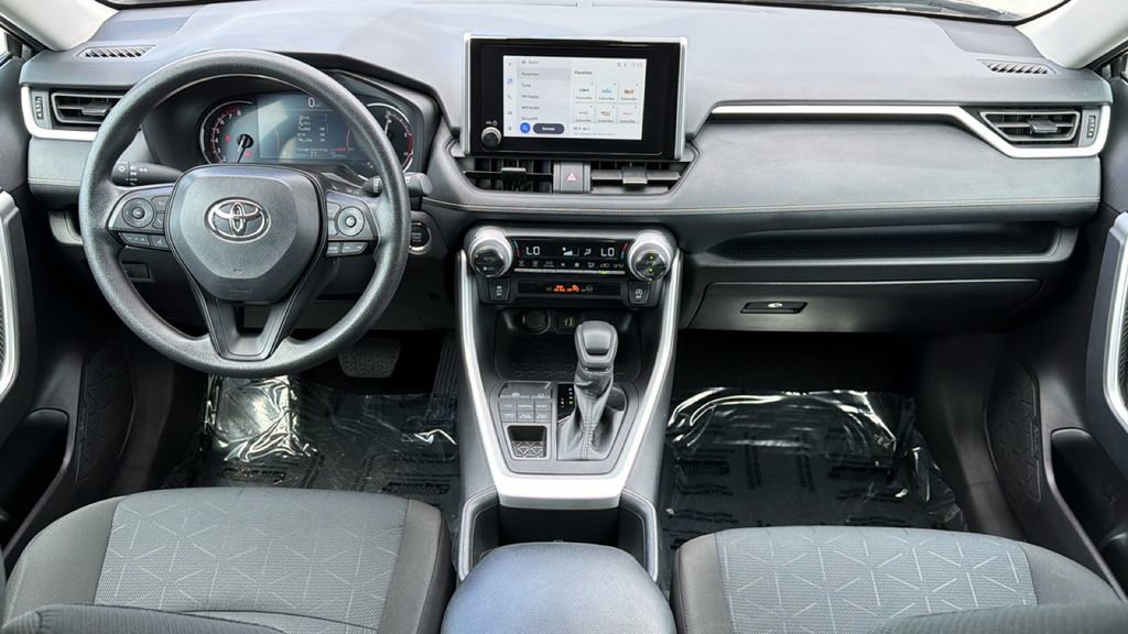 Certified 2025 Toyota RAV4 XLE AWD/4WD image 36