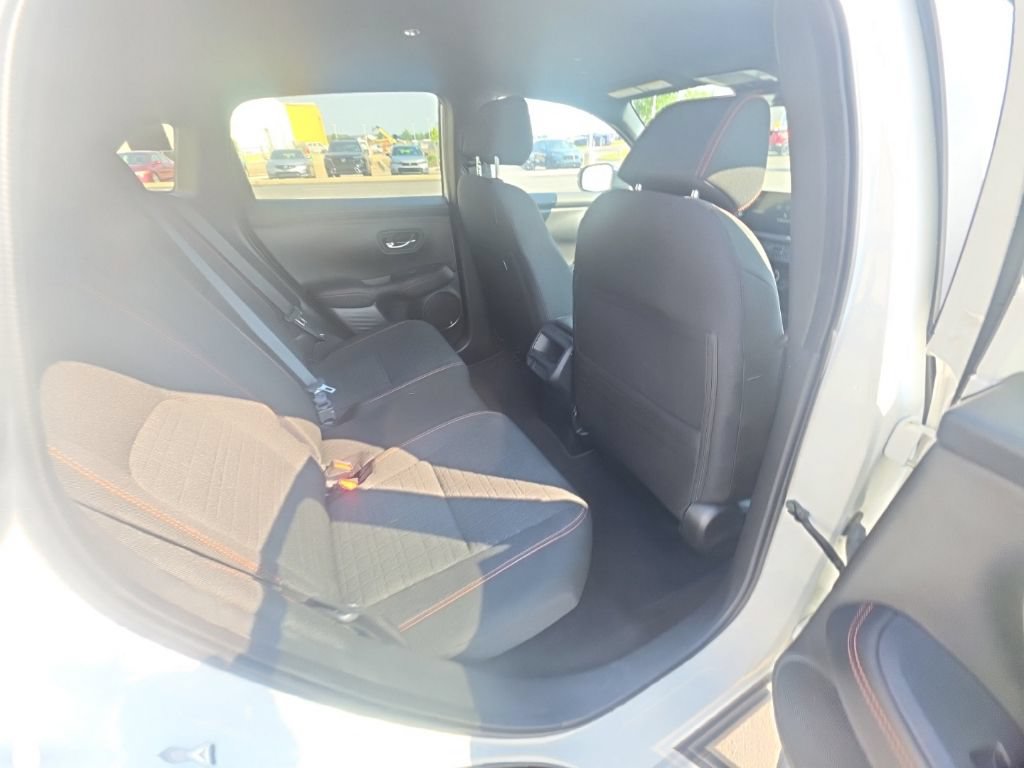 Certified 2026 Honda HR-V Sport image 32