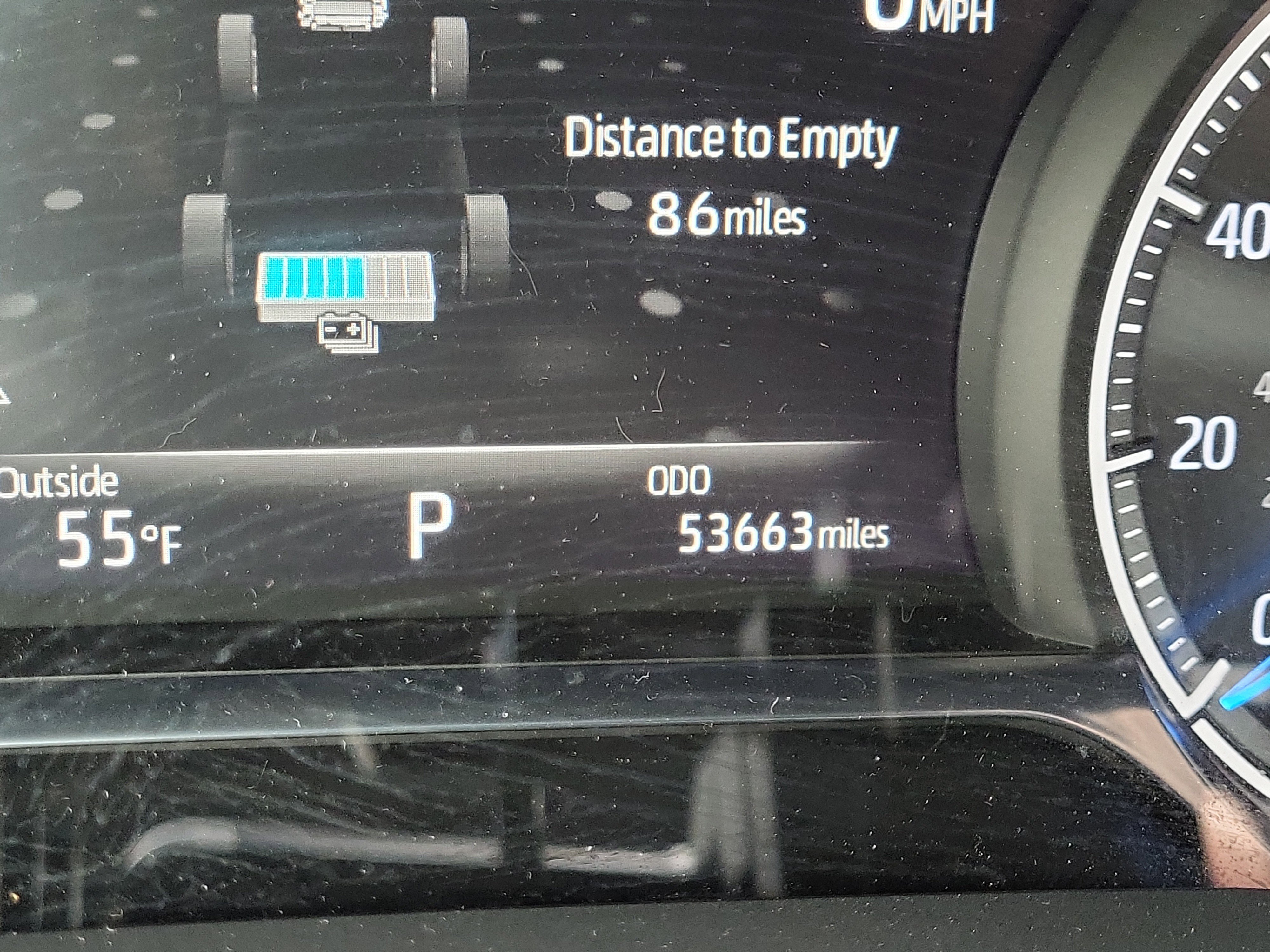 Used 2021 Toyota Venza LE image 9