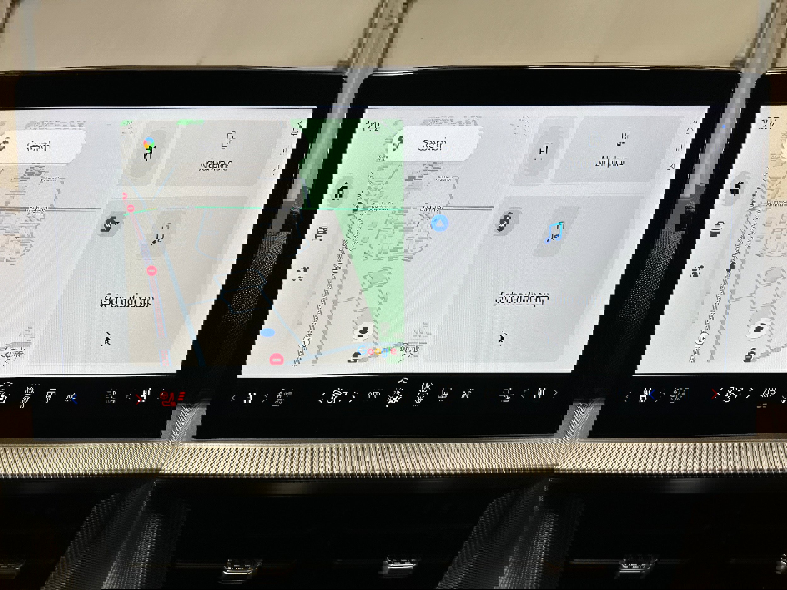 Certified 2025 Ford Explorer ST-Line image 20