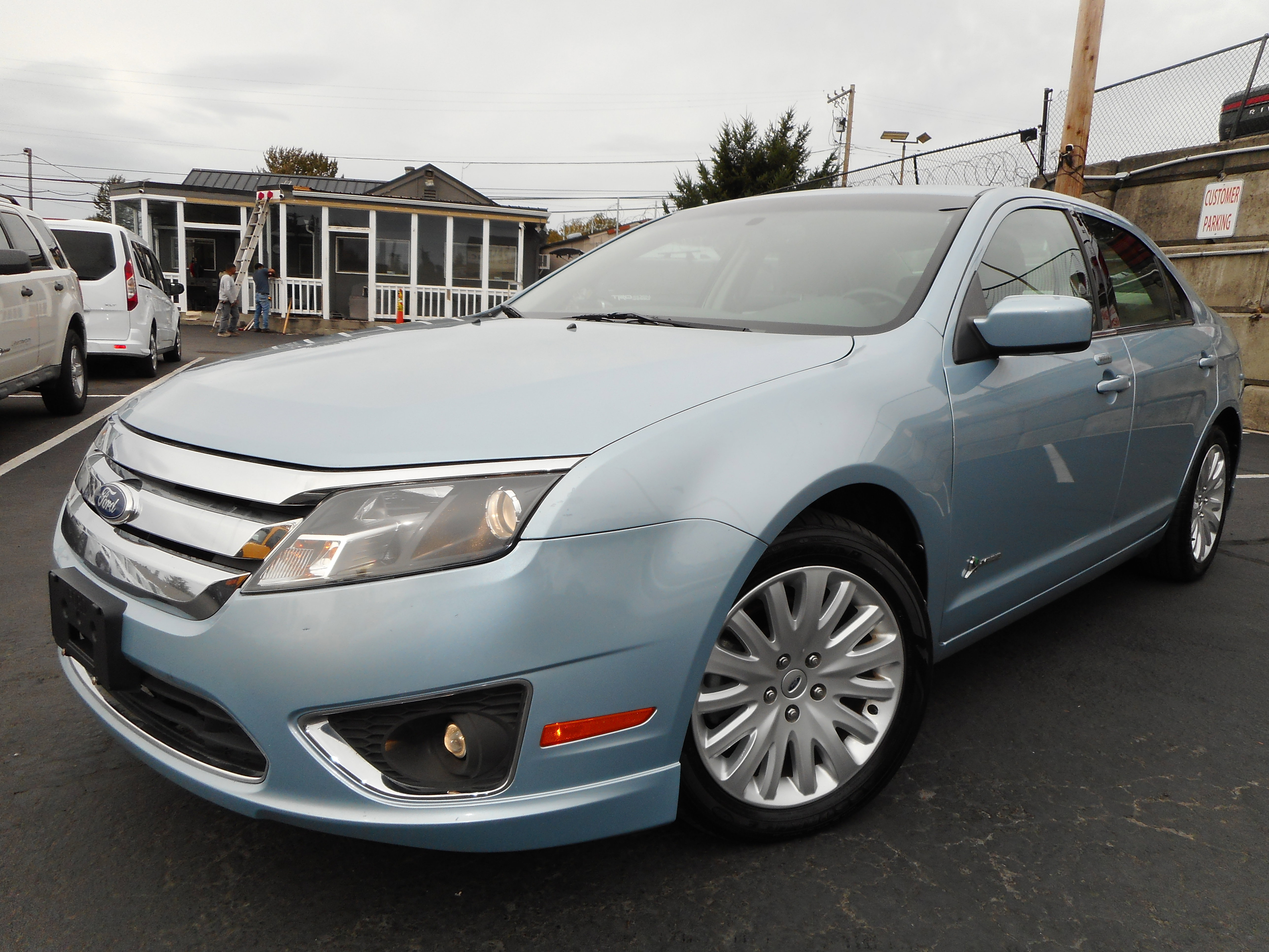 Used 2010 Ford Fusion Hybrid image 3