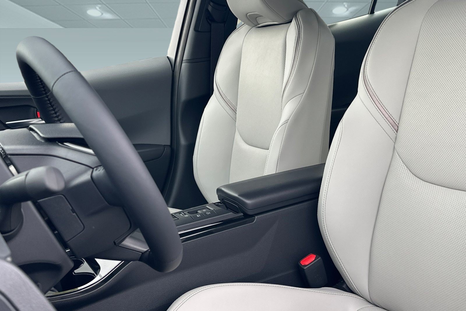 New 2027 Toyota Prius Limited AWD/4WD image 5