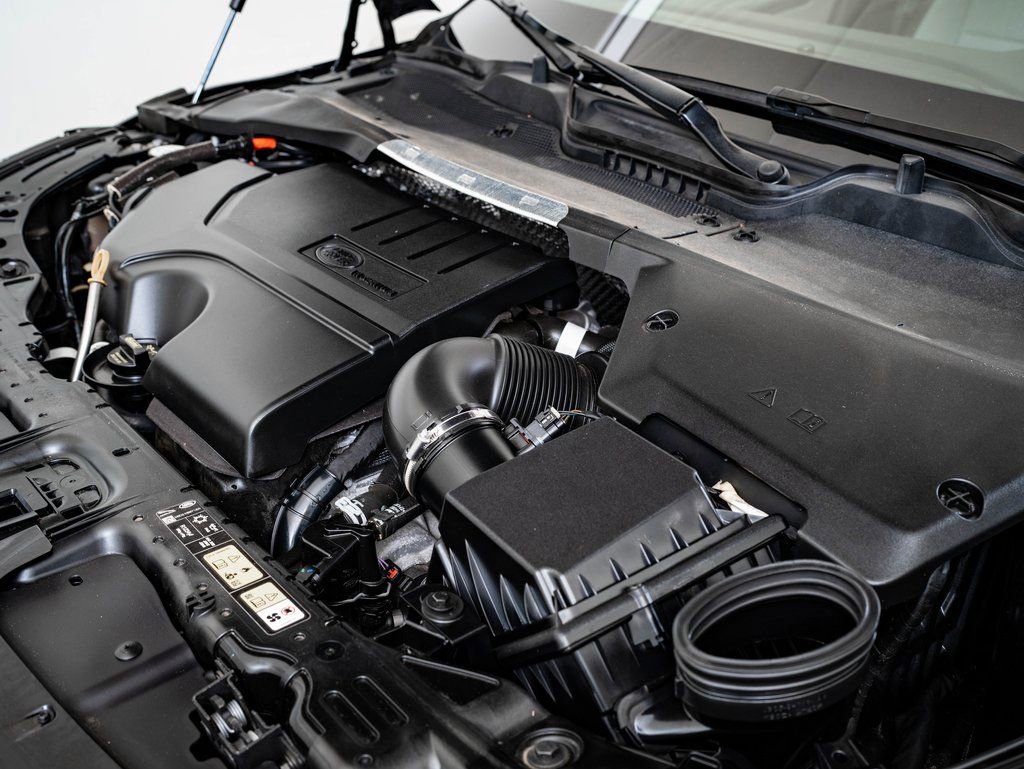 Used 2023 Land Rover Range Rover Evoque R-Dynamic S image 45