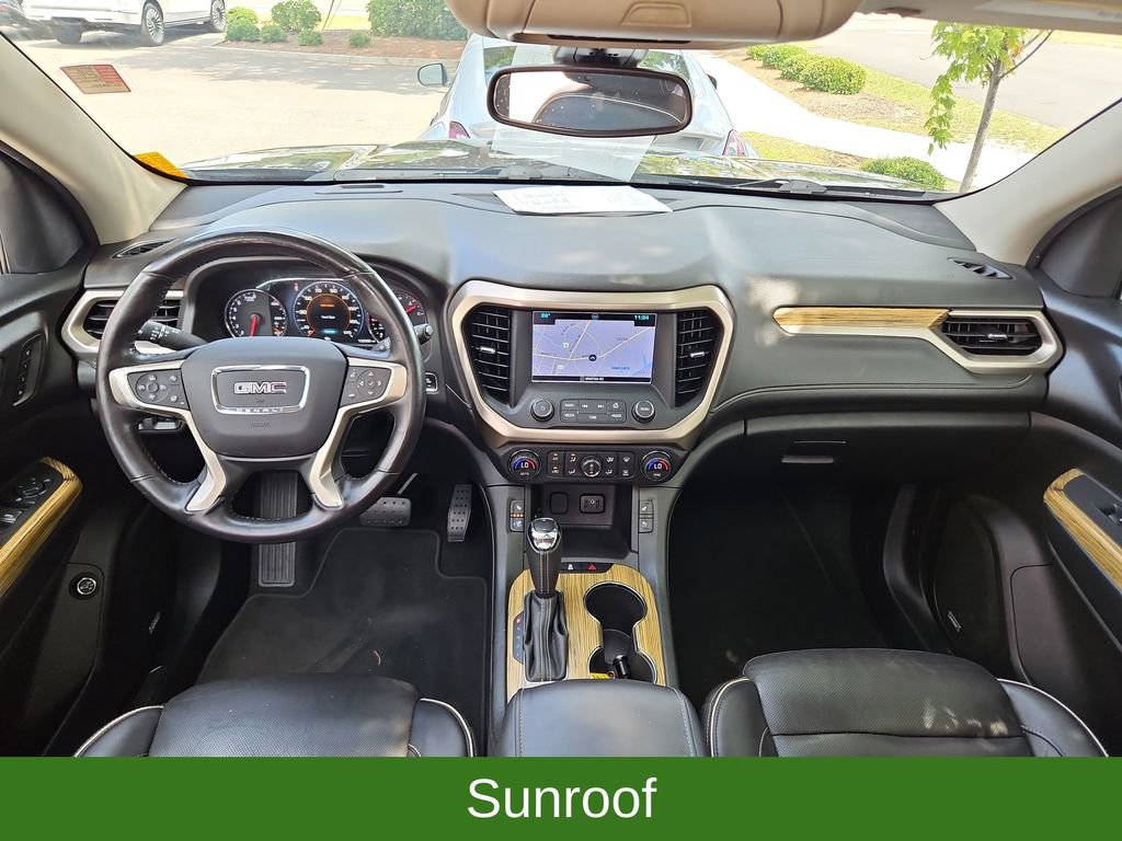 Used 2018 GMC Acadia Denali w/ Technology Package AWD/4WD image 9