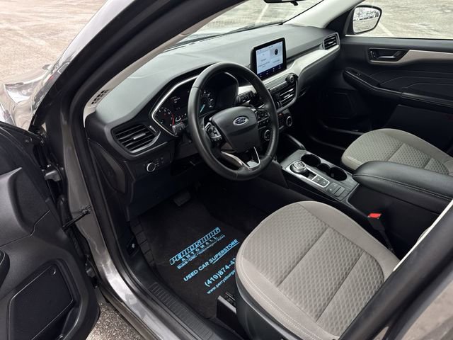 Used 2022 Ford Escape SE w/ Cold Weather Package image 10