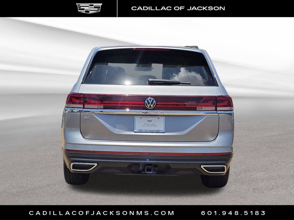 Used 2025 Volkswagen Atlas SE FWD image 5