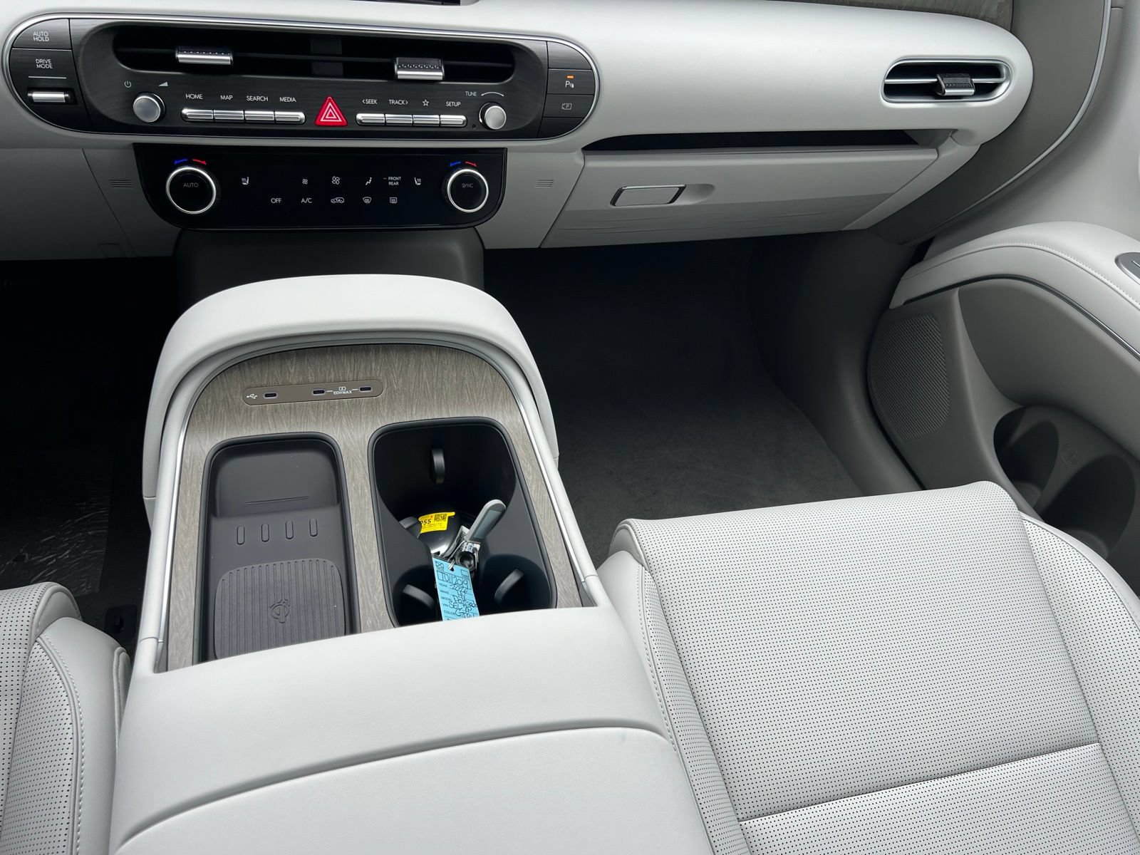 New 2026 Hyundai Palisade SEL FWD image 36