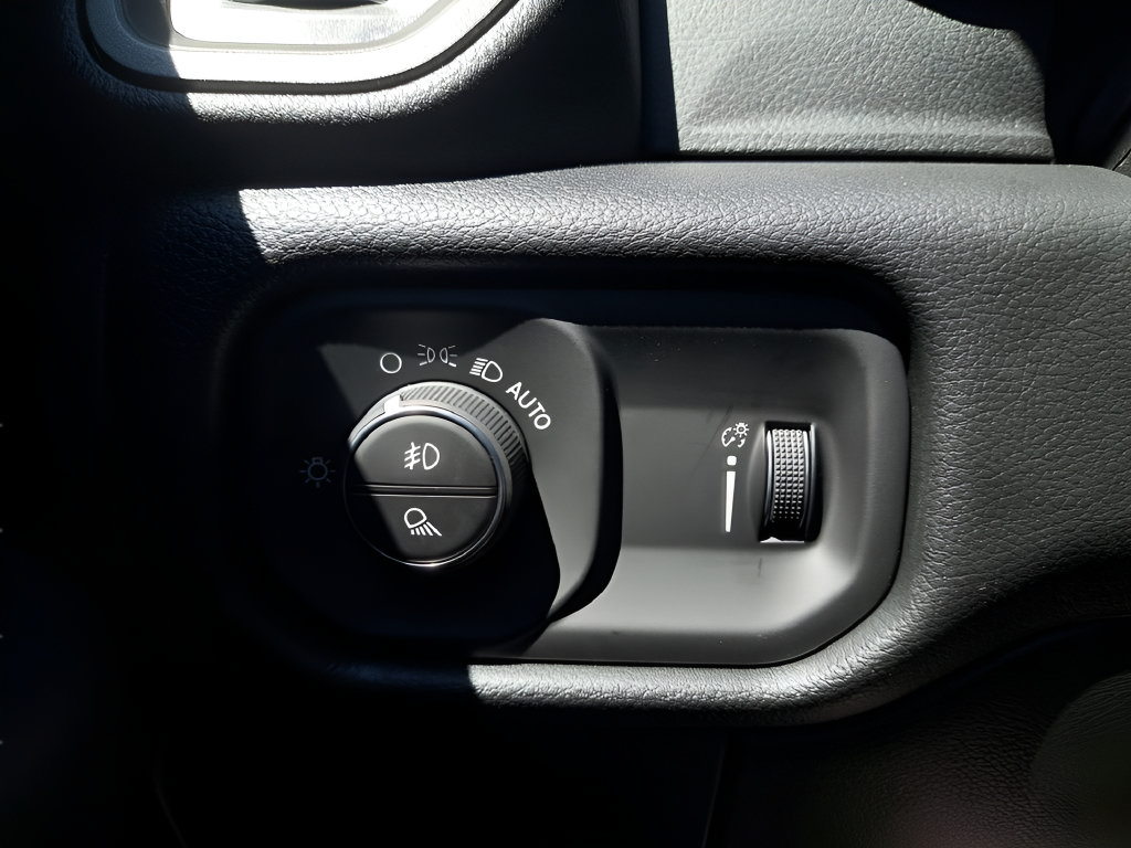 New 2026 RAM 2500 Tradesman AWD/4WD image 11