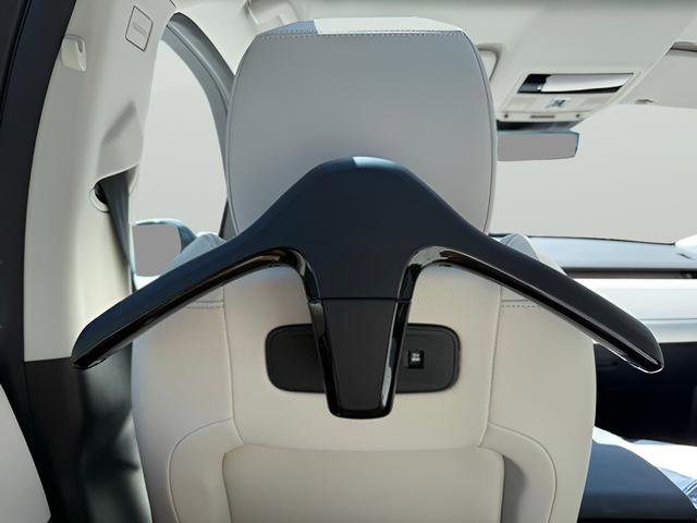 New 2025 Land Rover Discovery Sport S image 33