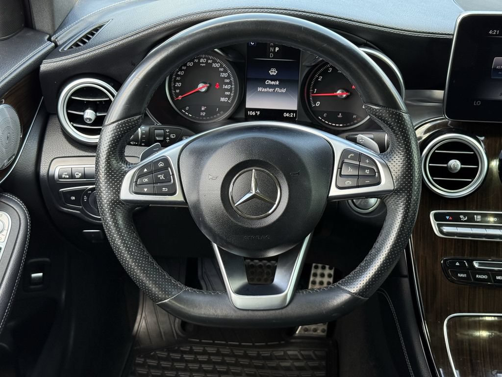 Used 2018 Mercedes-Benz GLC 300 4MATIC image 24