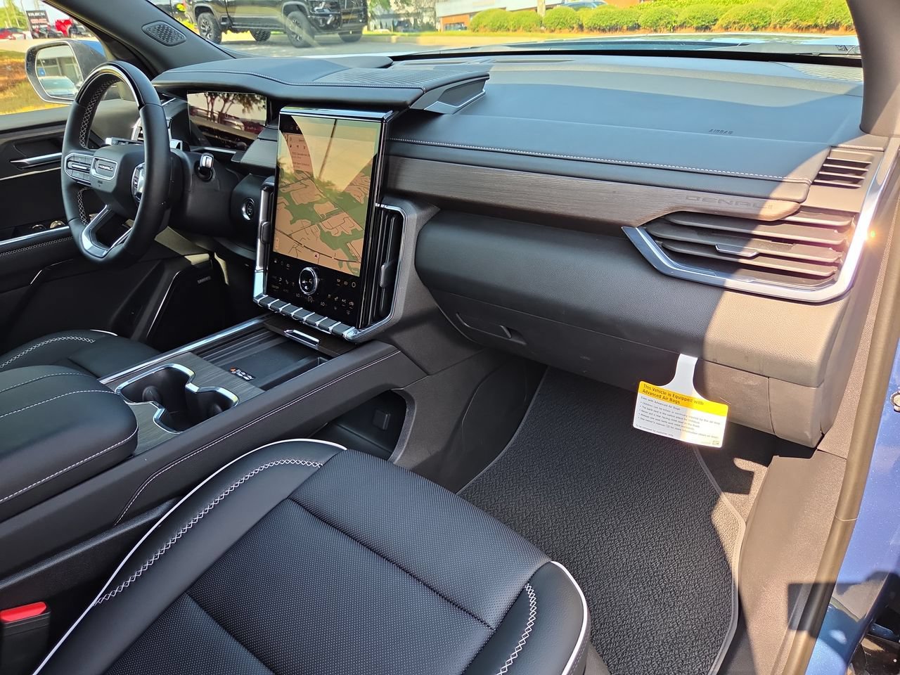 Used 2026 GMC Acadia Denali w/ Super Cruise Package FWD image 30