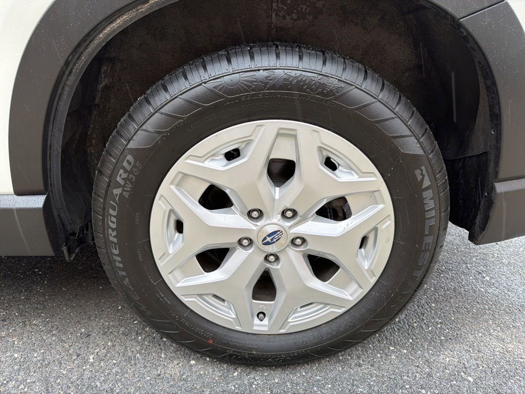 Used 2023 Subaru Forester AWD/4WD image 14