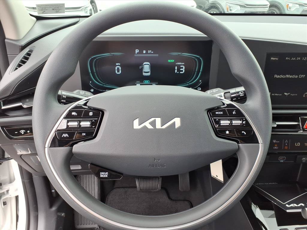 New 2026 Kia Niro LX FWD image 19