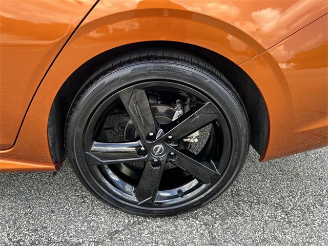 Certified 2024 Nissan Sentra SR w/ SR Premium Package image 11