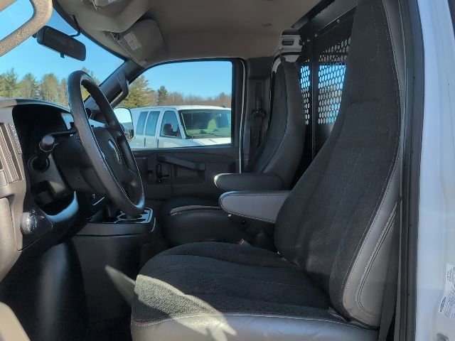 Used 2024 Chevrolet Express 2500 w/ Driver Convenience Package image 19