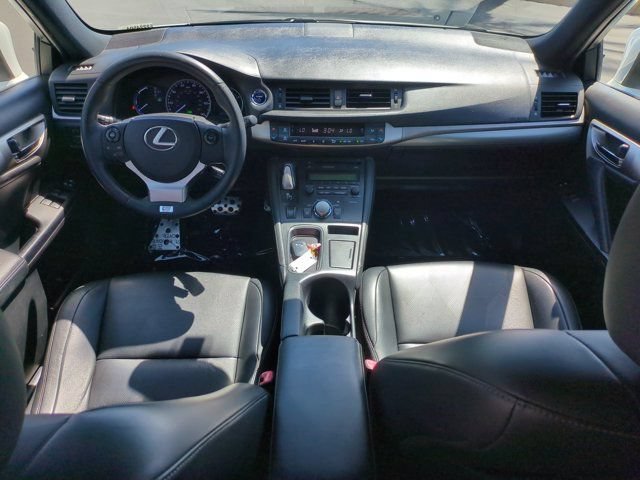 Used 2015 Lexus CT 200h w/ F Sport w/Nuluxe Interior FWD image 25
