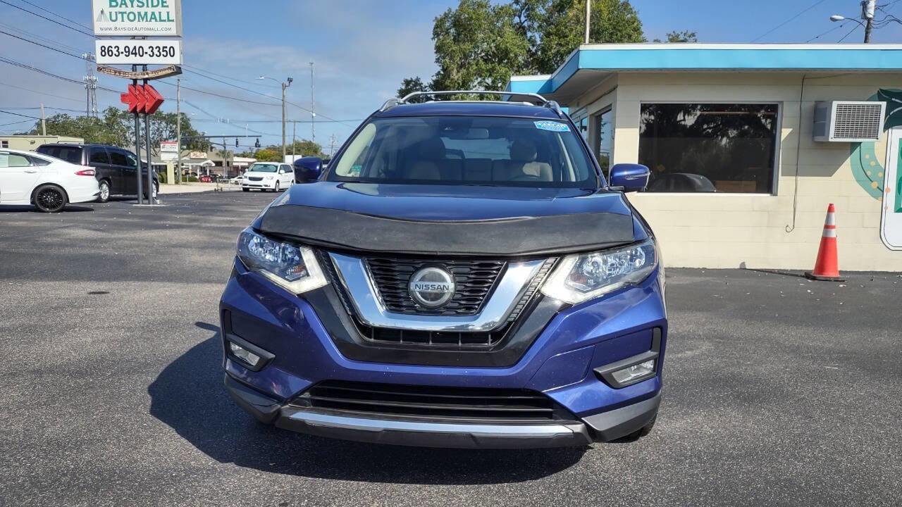 Used 2019 Nissan Rogue SV w/ Premium Package image 2