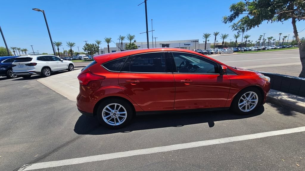 Used 2018 Ford Focus SE FWD image 4