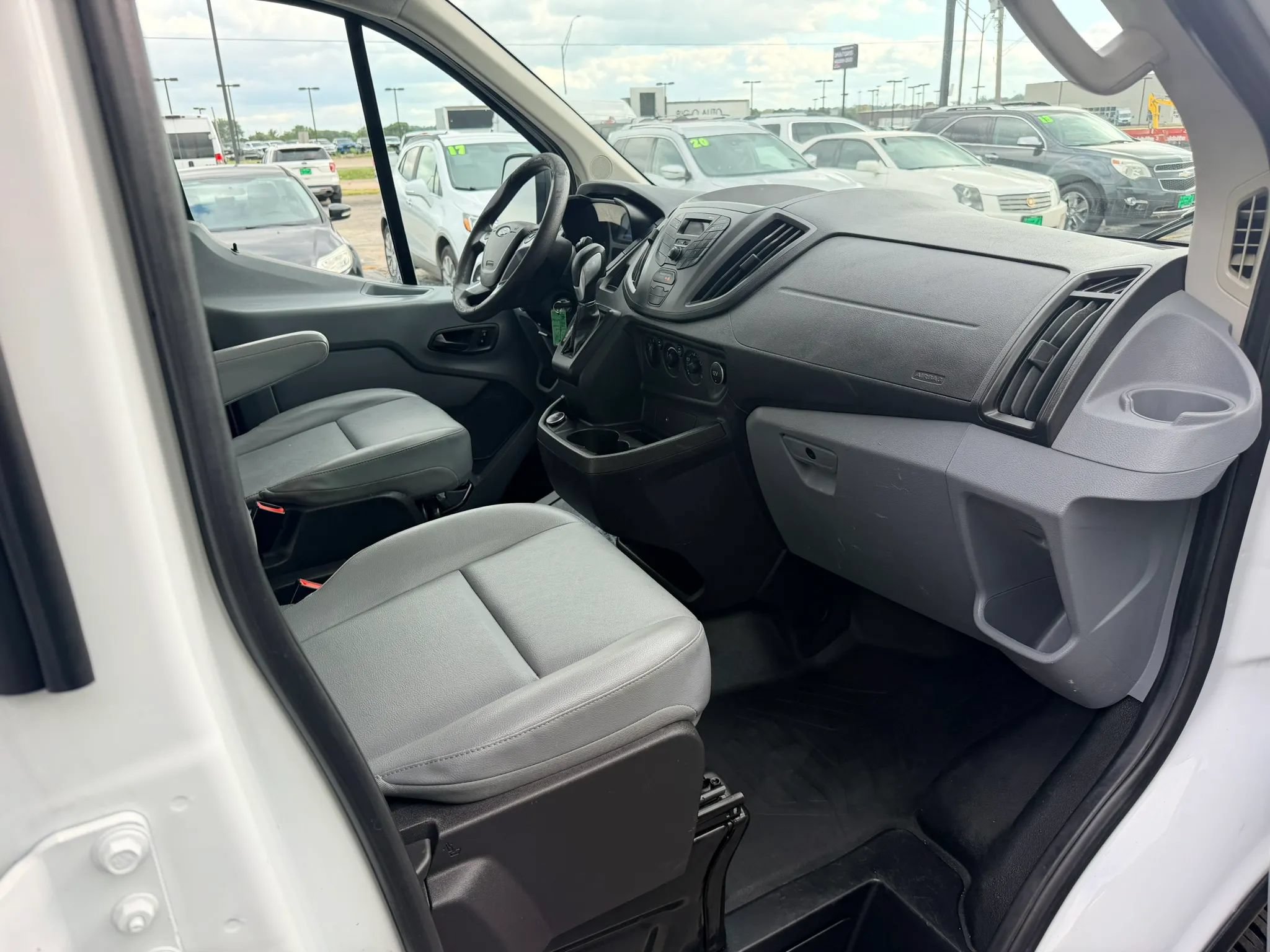 Used 2018 Ford Transit 150 130 Low Roof RWD image 11