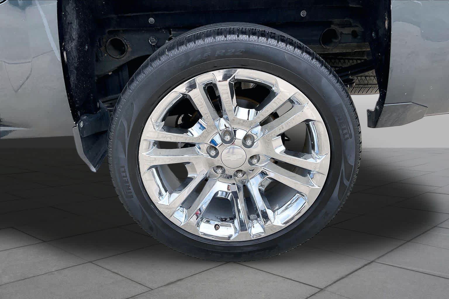 Used 2018 Chevrolet Silverado 1500 LT w/ Texas Edition RWD image 11