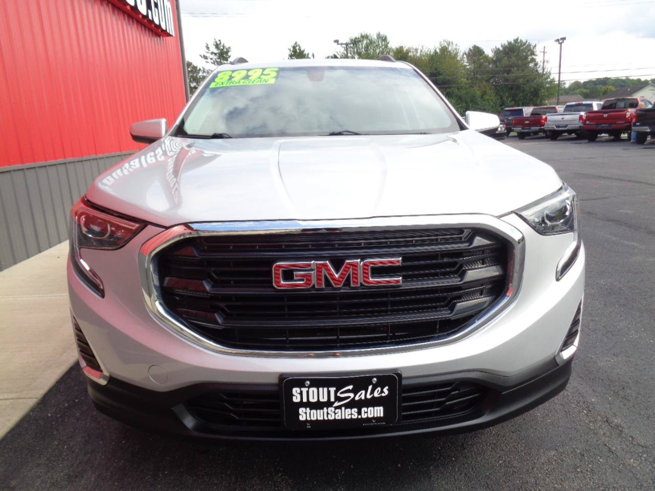 Used 2018 GMC Terrain SLE w/ Driver Convenience Package FWD image 11