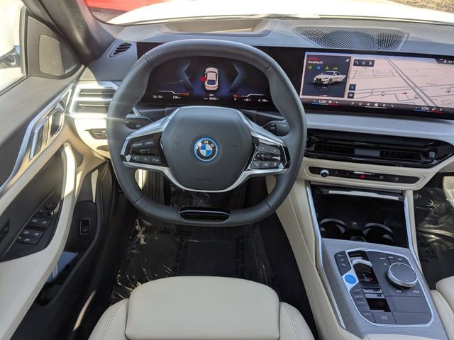 Used 2025 BMW i4 eDrive40 w/ Premium Package image 15