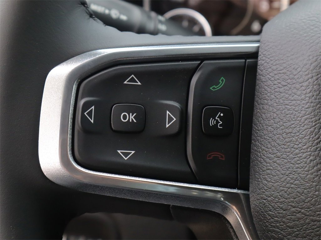 Used 2023 RAM 1500 Laramie image 12