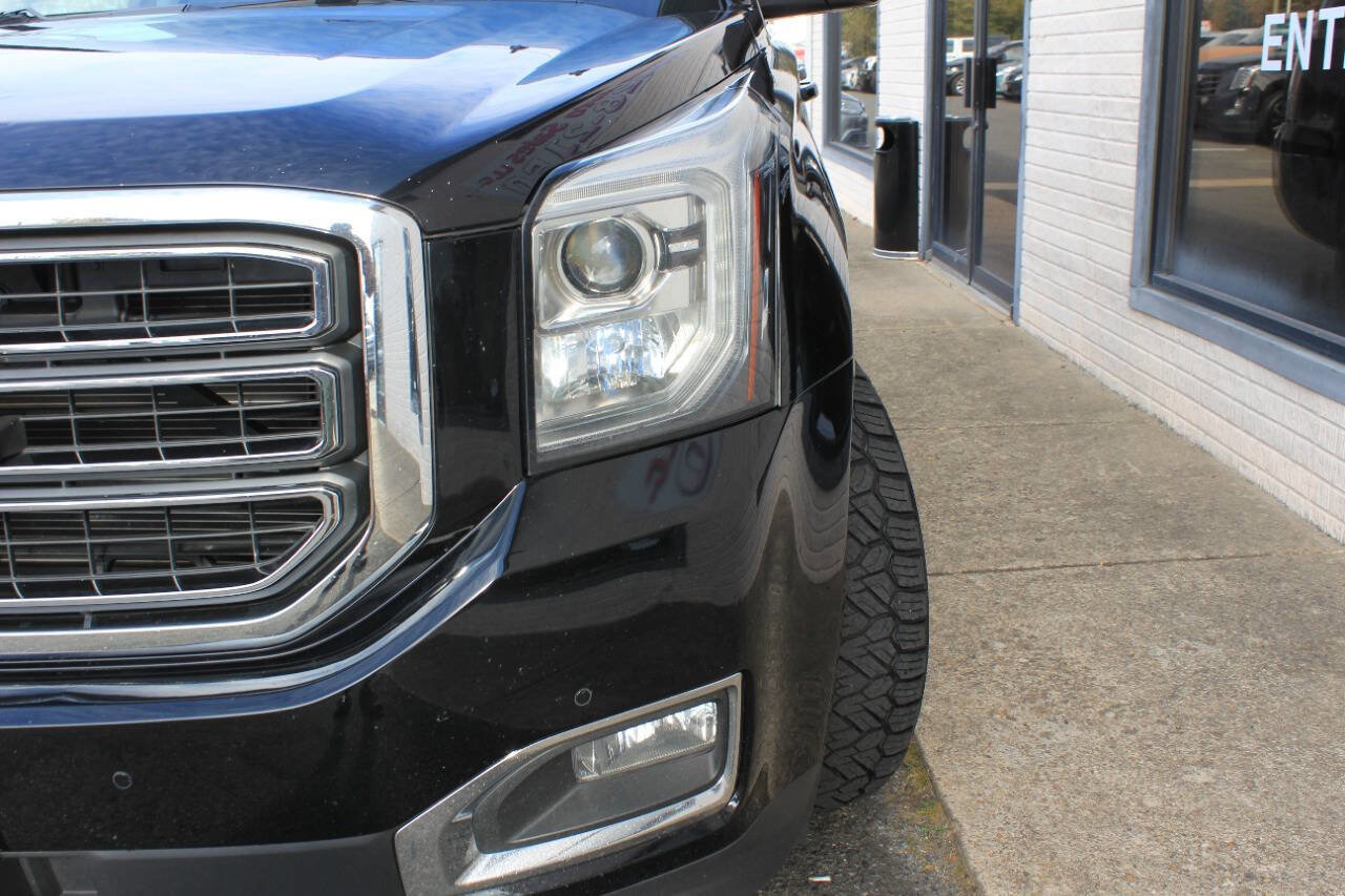 Used 2018 GMC Yukon SLT w/ HD Trailering Package image 3