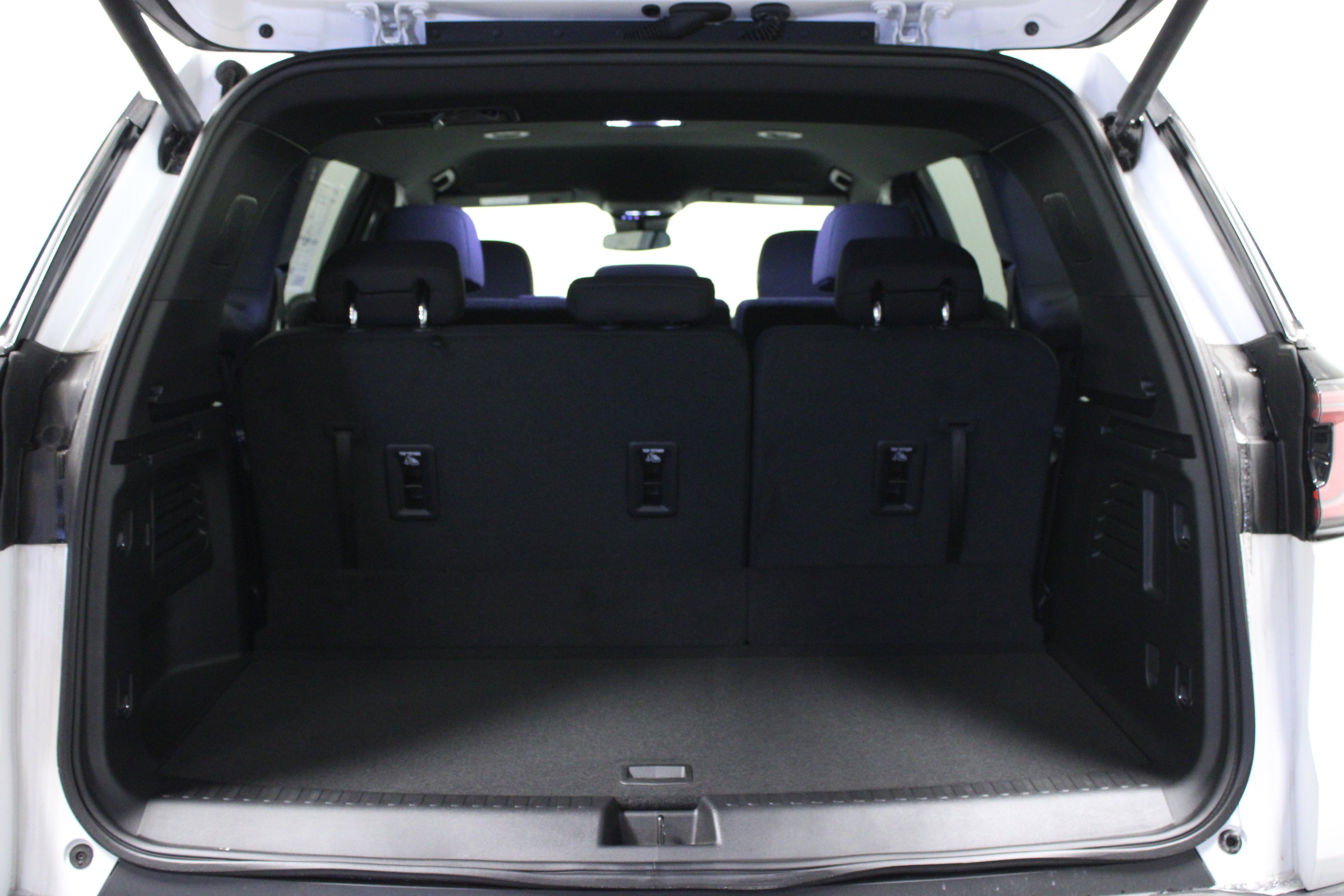 New 2025 GMC Acadia Elevation FWD image 14