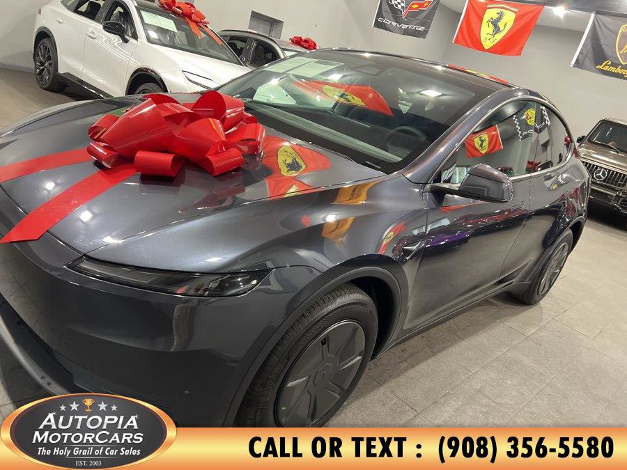 Used 2026 Tesla Model Y 2WD image 2