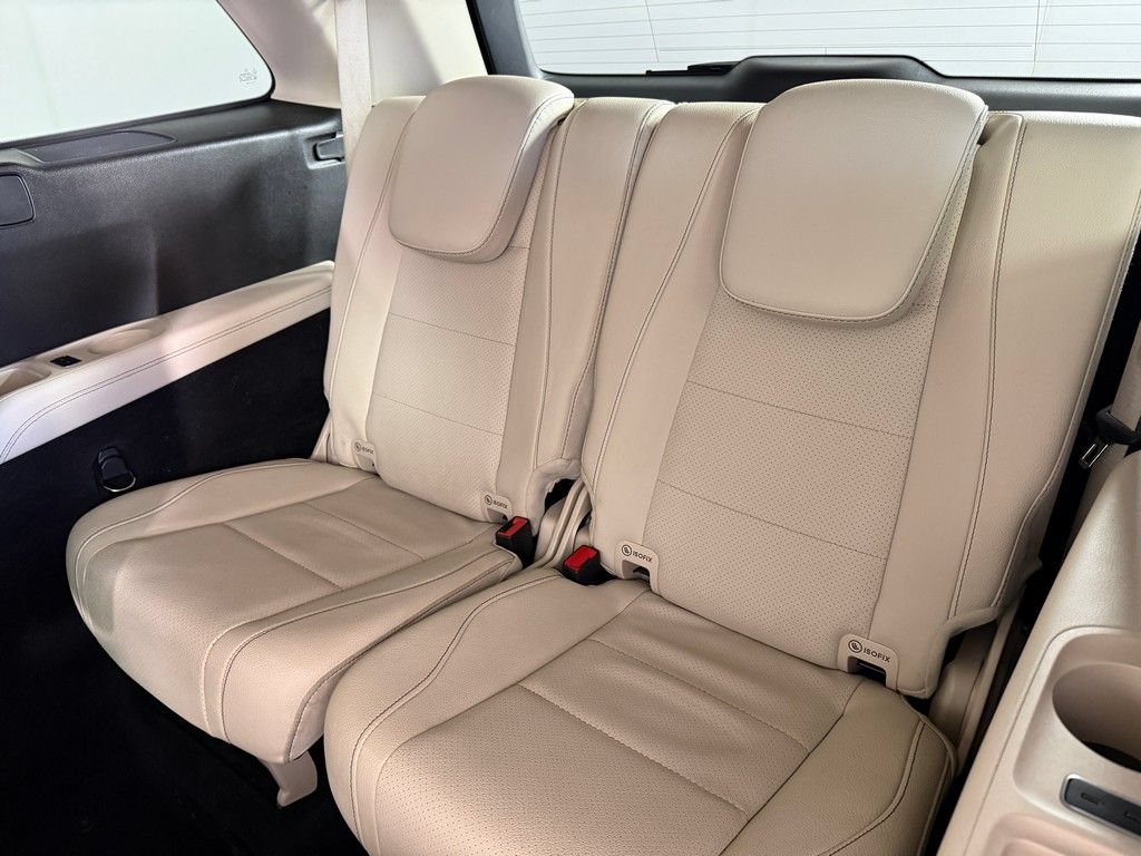 Used 2023 Mercedes-Benz GLS 450 4MATIC image 37