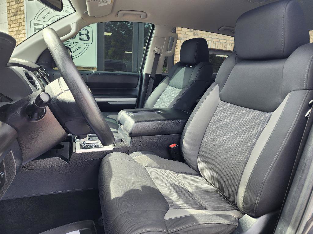 Used 2018 Toyota Tundra SR5 w/ TRD Off Road Package AWD/4WD image 16