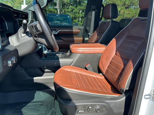 Used 2024 GMC Sierra 3500 Denali Ultimate image 14