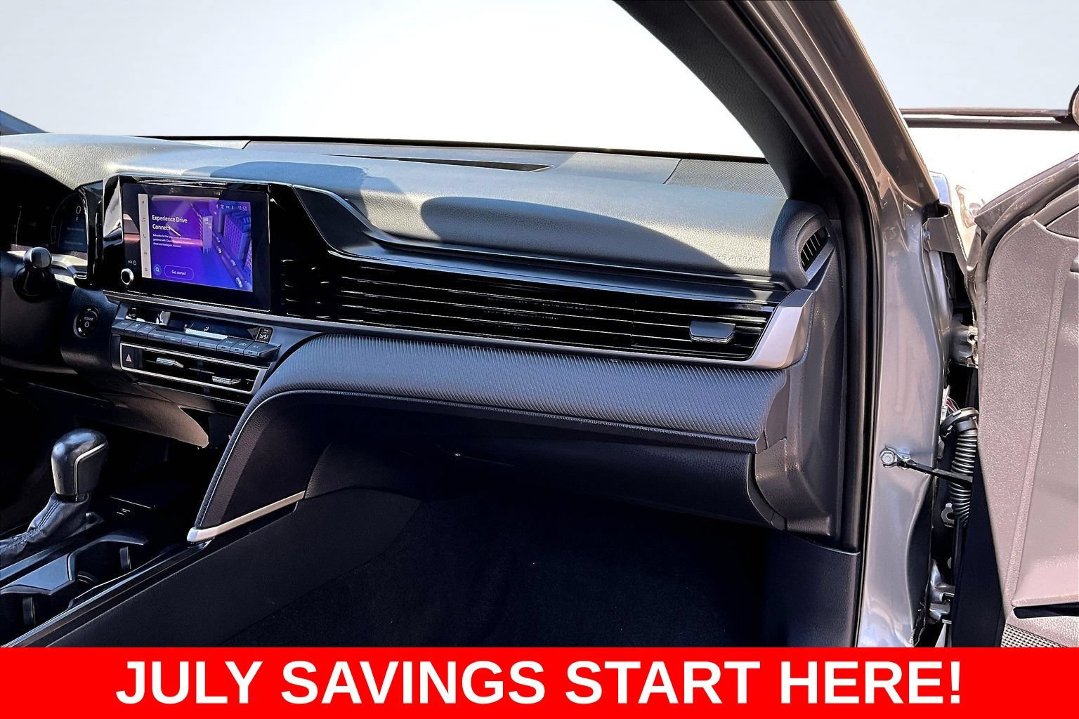 Used 2025 Toyota Camry LE FWD image 33