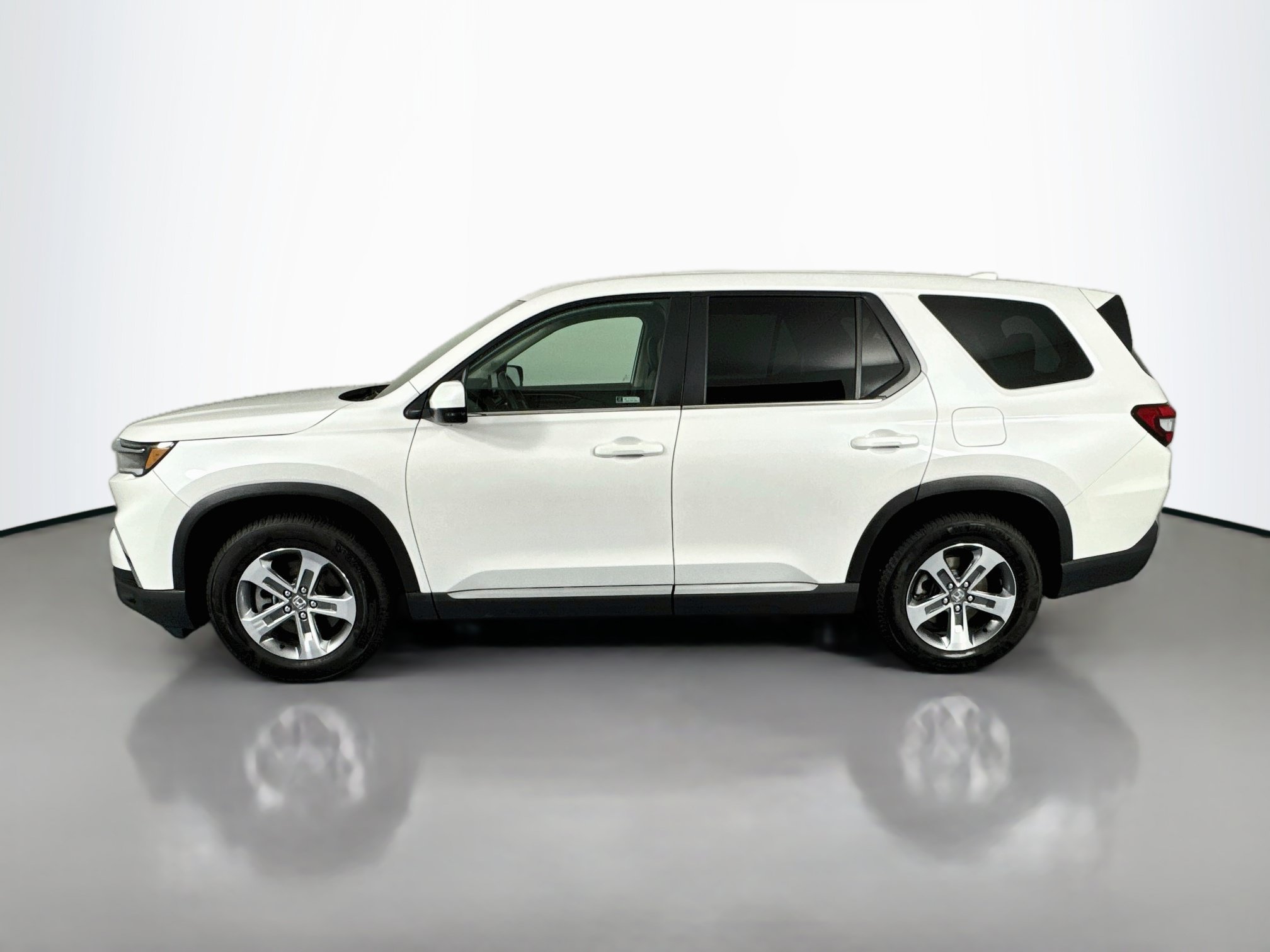 Certified 2023 Honda Pilot EX-L image 8