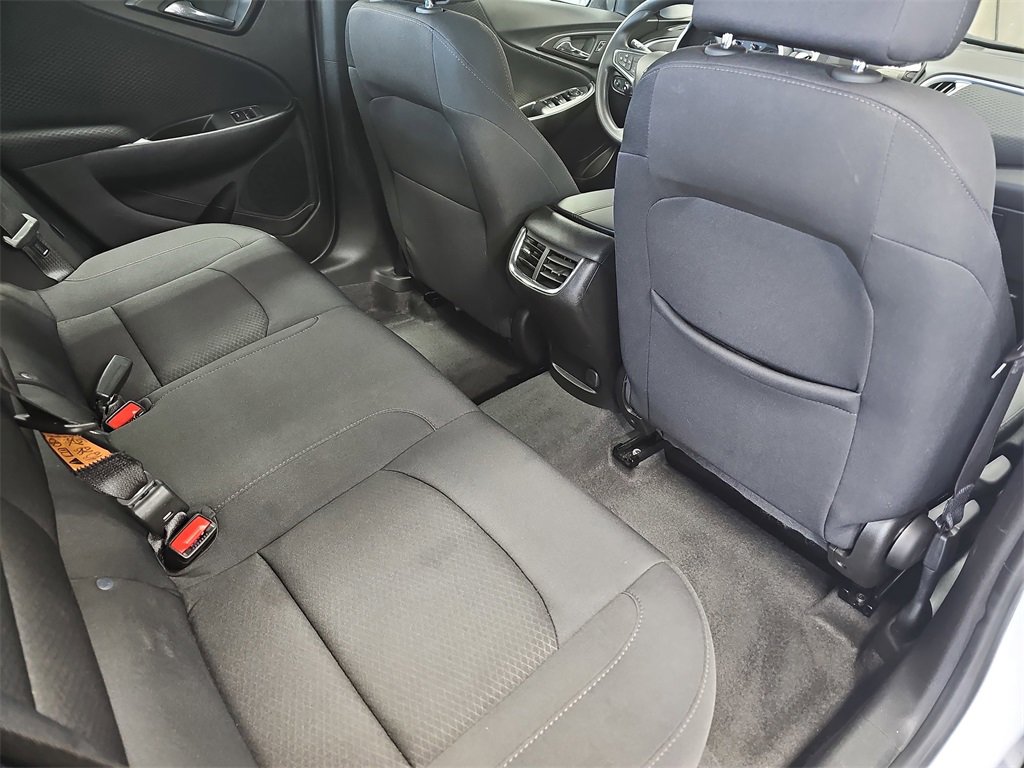 Used 2024 Chevrolet Malibu LT image 11