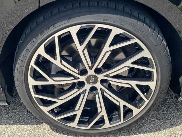 Certified 2023 Audi A8 L 3.0T w/ Comfort Plus Package AWD/4WD image 10