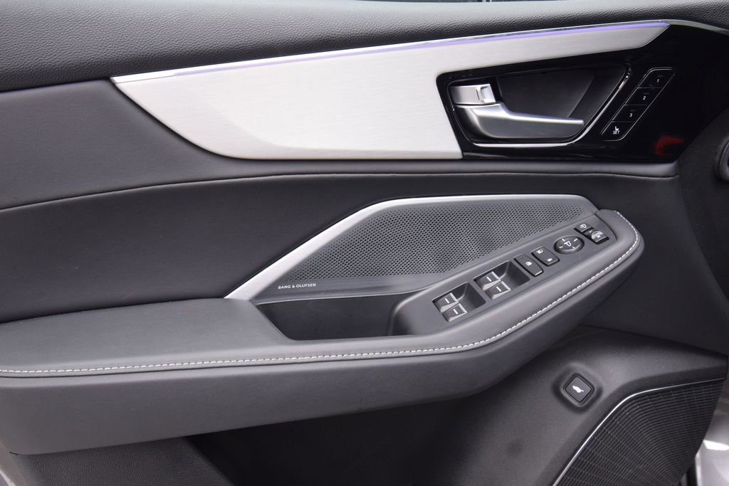 Used 2026 Acura MDX SH-AWD w/ Technology Package image 28