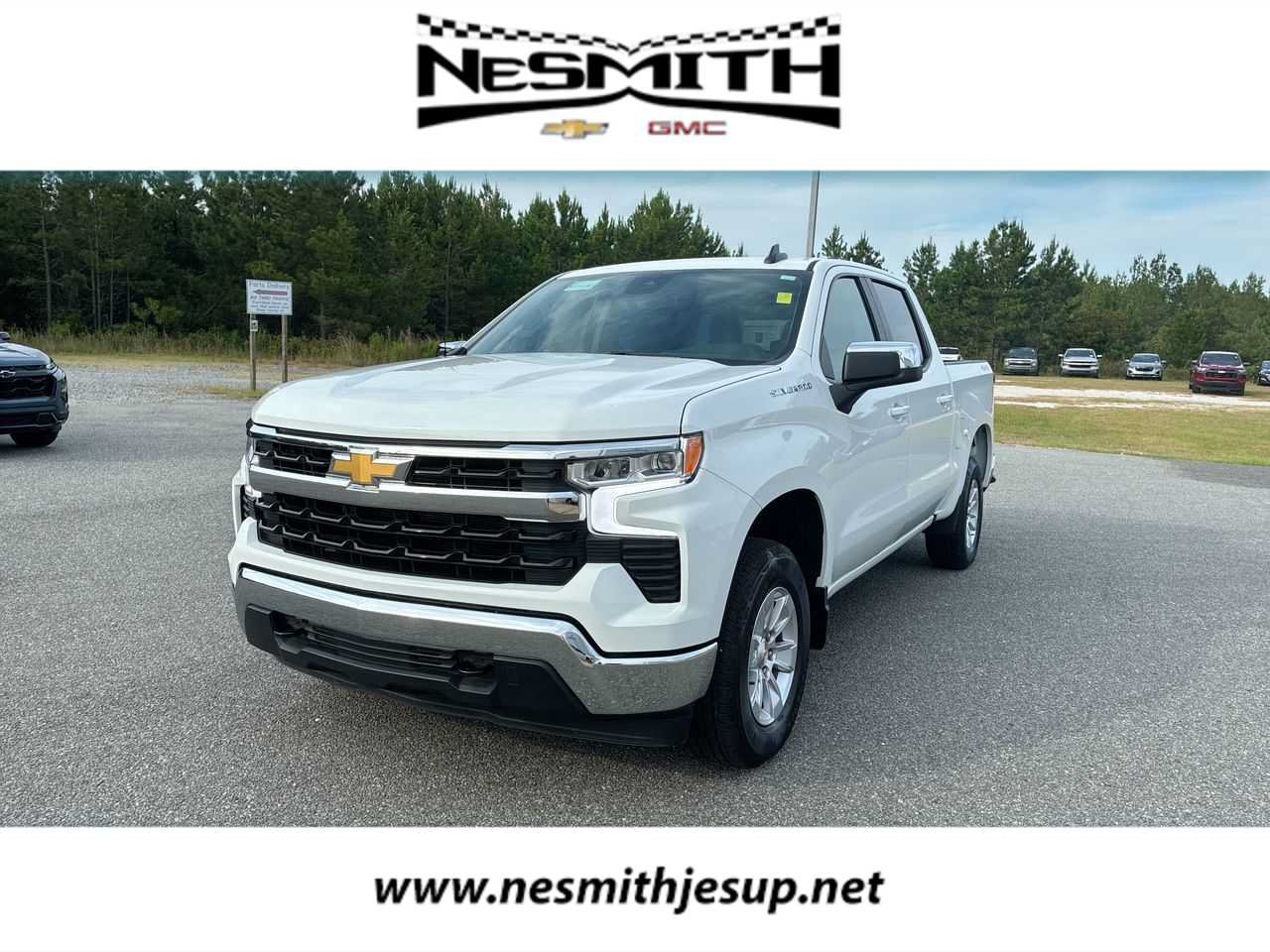 Used 2026 Chevrolet Silverado 1500 LT AWD/4WD image 1