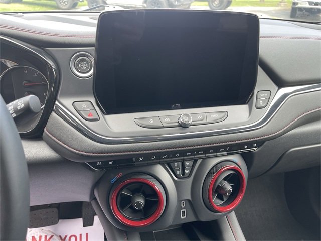 Used 2023 Chevrolet Blazer RS w/ Enhanced Convenience Package image 11